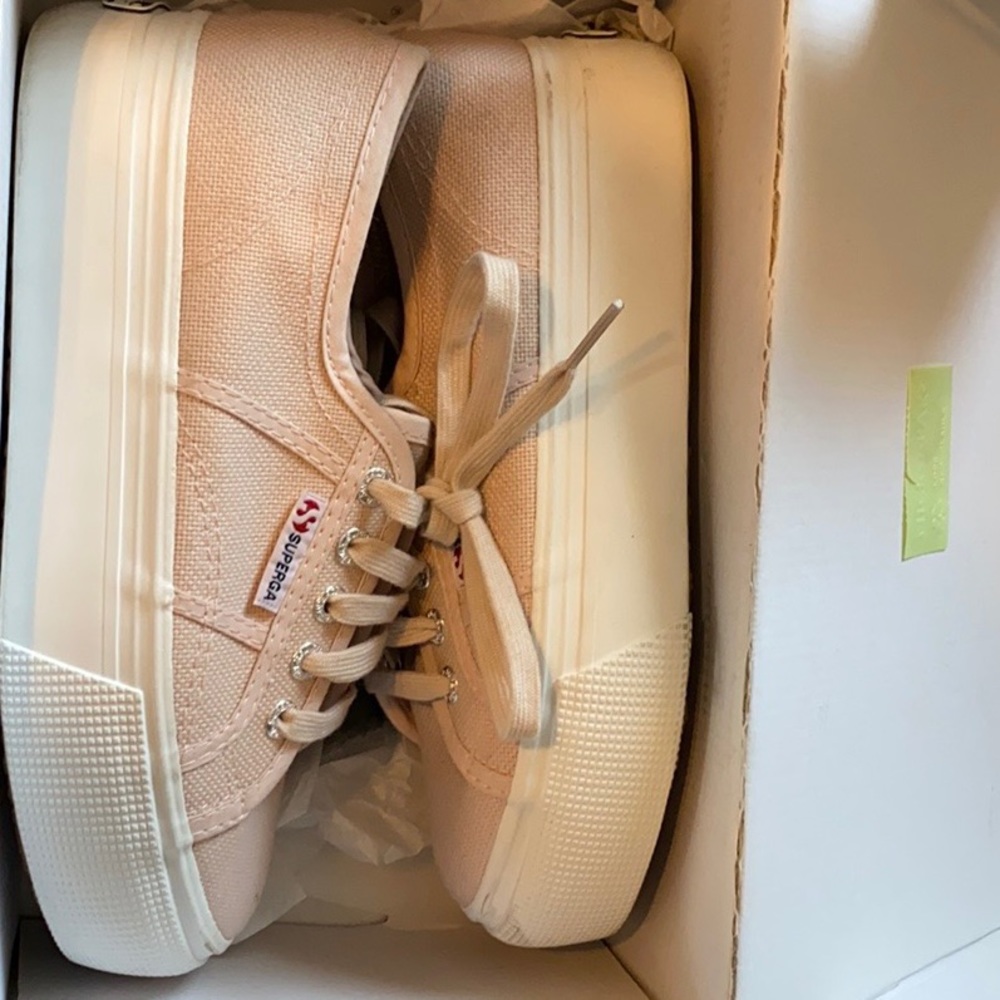 Superga platform